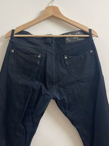 UMM Jeans In Size 32