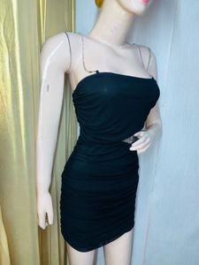 only one pcs Chic Black Bodycon Mini Dress