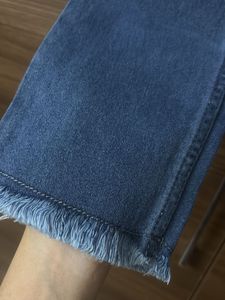 Frayed Hem Jeans
