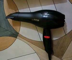 Brand New Nova Hair Straightener
