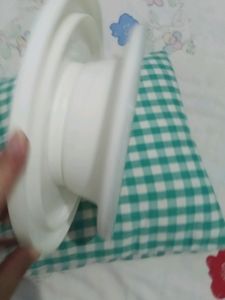 Revolving Cake 🎂 deco.Tray,+4 Pieces Icing Spetula White, Diameter 11&#34;,Ek Baar Use , very Useful Thing