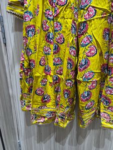 Short kurta with flared Pallazo