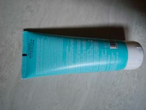 Dot &amp; Key Hydrating Face Wash