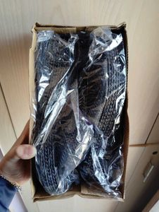 BLOCK HEEL SANDALS