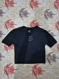 Nike Crop T Shirt