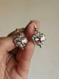 Y2K Heart Dangle Earrings