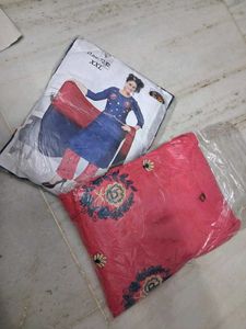 Embroidered Kurta Set M Size