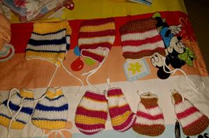 Infants Kids Combo 3 Caps And Mittens