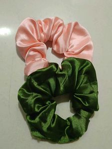 5 Scrunchies With Bracelet