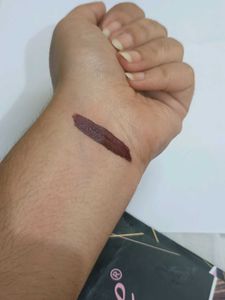 A Deep Brown Shade For The Bold Girlies! 🤎