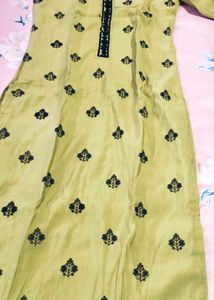 Kurta Set With Dupatta