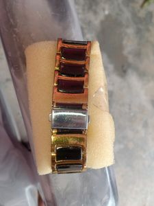 PRIMIUM LUXURY GOLDEN WATCH FOR UNISEX