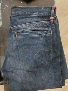 We Are Selling Levi&#39;s Pant ( Original)