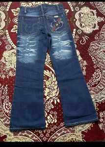 Good Quality And Attractive Blue Jeans For Boys