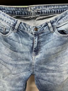 Embroidered Denim Jeans💙🏃‍♀️