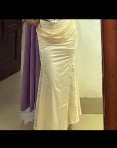 Cream Lace Skirt (NO COINS❌)
