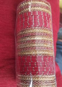 Red Metal Set Bangles