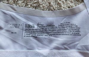 Victoria'sSecret Light Gray Front-Close Sports Br