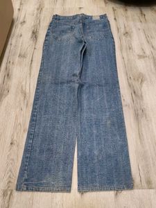 Ma2211 Campas baggy jeans waist 30 inches