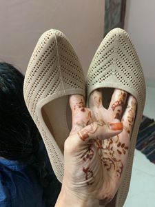 Ladies Shoe