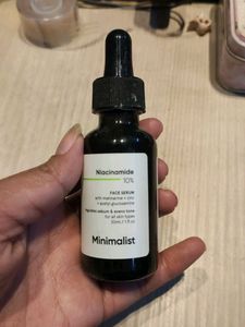 Minimalist Serum And Toner Empty Containers