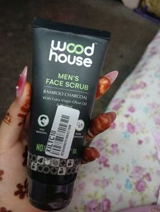 Wood House Men's Face Scrub