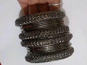 Cute Oxdized Bangles