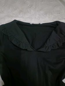Urban Revivo Ruffle Collar T-shirt