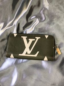 𐙚Louis Vuitton Zippy Wallet ✨