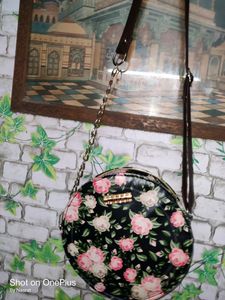 Beautiful Floral Sling Bag 😍