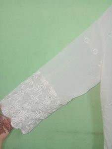 White Colour Kurta Set With Bandni Dupatta