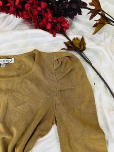 Tortilla brown Puff Sleeve knitted Top