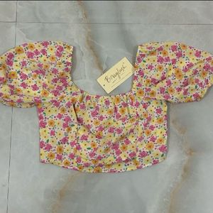 Berrylush Crop Top
