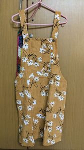 Shein cute floral pinafore Dungaree dress