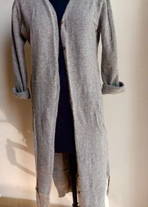 Long Gray Knit Cardigan with a belt