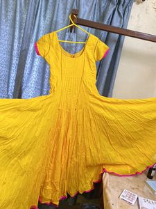 Wide Umbrella Gown Dress|| Only For Yellow Lovers�
