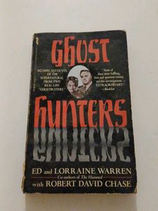 Ghost Hunters by Ed & Lorraine Warren