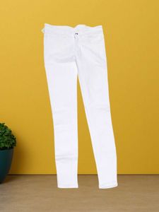 H@82 Size-28 (Sale) Latest Ladies high waist Jeans