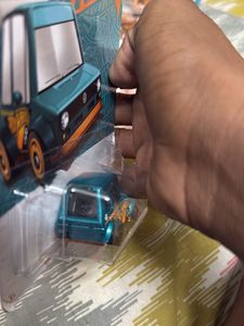 HOT WHEELS VOLKSWAGEN GOLF MK1 IMPORTED