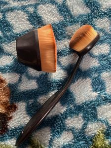 Foundation Brush