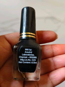 The dazzler liquid eyeliner