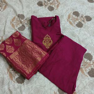 Women Kurta, trousers with dupatta
