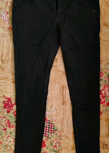 Black Skinny Jeans