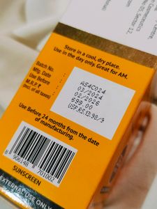 Dr Sheth&#39;s Ceramide &amp; Vitamin C Long Lasting Sunscreen