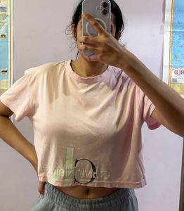 Calvin Klein Jeans Pink oversized cropped Tee