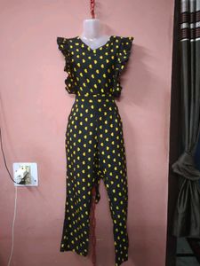 Cute Jumpsuit 🤗❤️