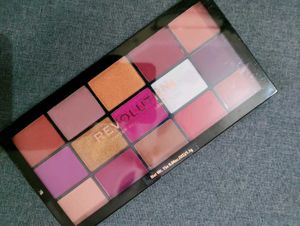 Revolution Blush Palette