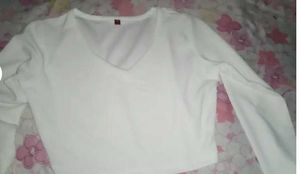 White Long Sleeve Crop Top With Freebie,😍