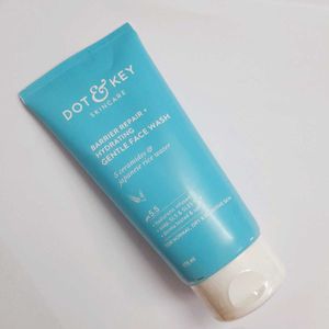 Sealed 175 Ml New Dot &amp; Key Facewash