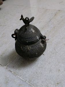 Dhokra Tribalcraft,moneypot...veryvery Old